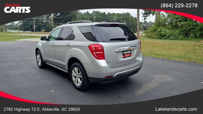 2017 Chevrolet Equinox LT - Image 3