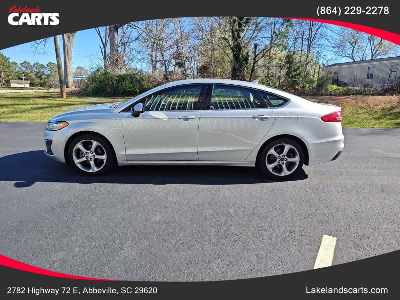 Photo 2 of 2019 Ford Fusion SE