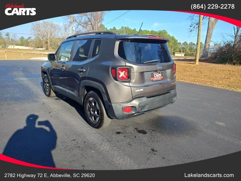 Photo 3 of 2017 Jeep Renegade Sport