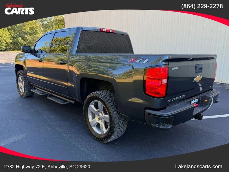 2018 Chevrolet Silverado 1500 LT - Image 3