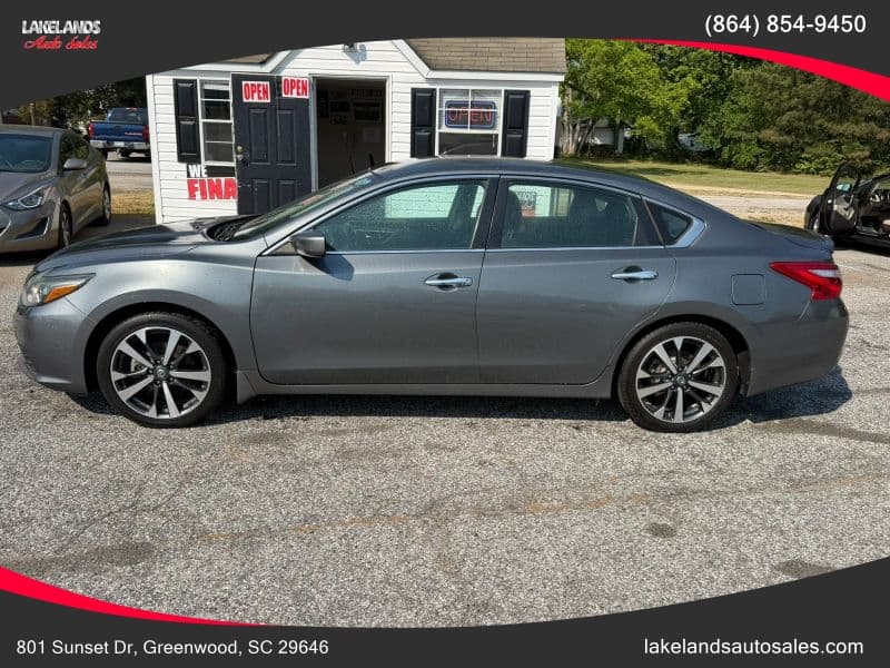 Photo 2 of 2016 Nissan Altima 2.5 SR