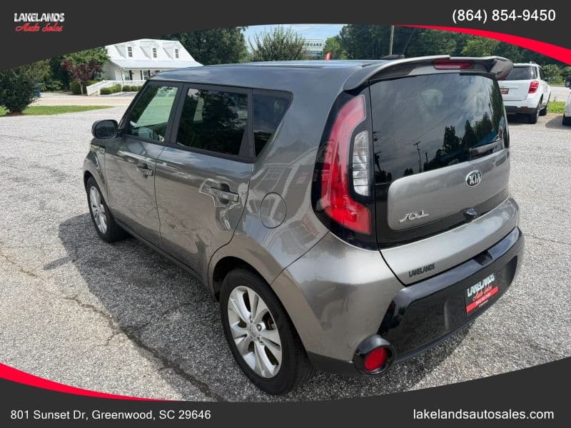 2016 Kia Soul + Wagon 4D - Image 3