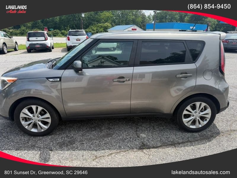 2016 Kia Soul + Wagon 4D - Image 2