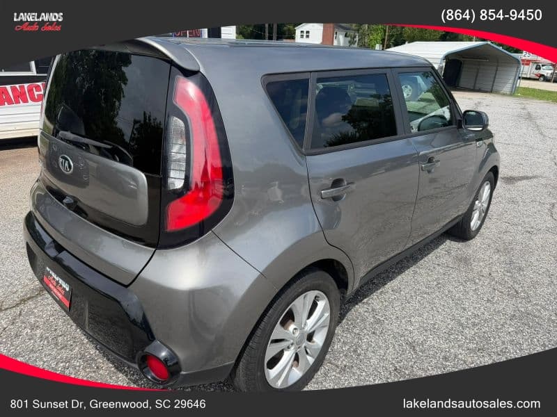 2016 Kia Soul + Wagon 4D - Image 5