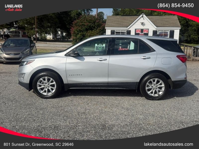2018 Chevrolet Equinox LS - Image 2