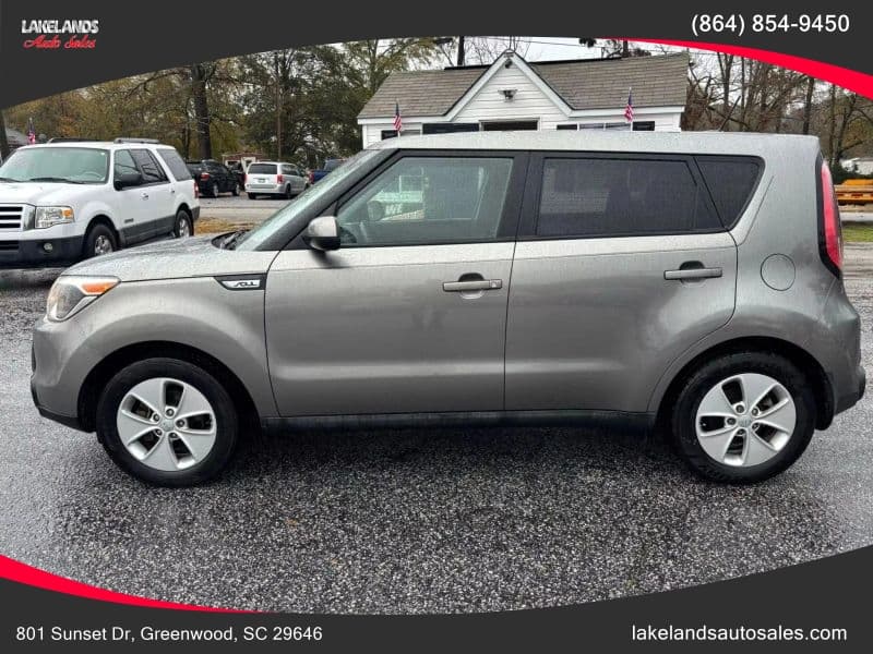 Photo 2 of 2015 Kia Soul Wagon 4D