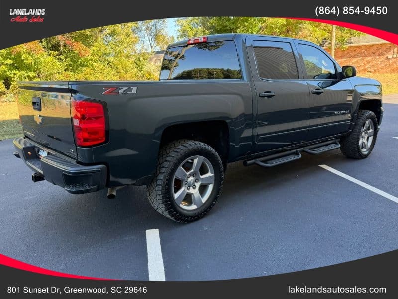 2018 Chevrolet Silverado 1500 LT - Image 5