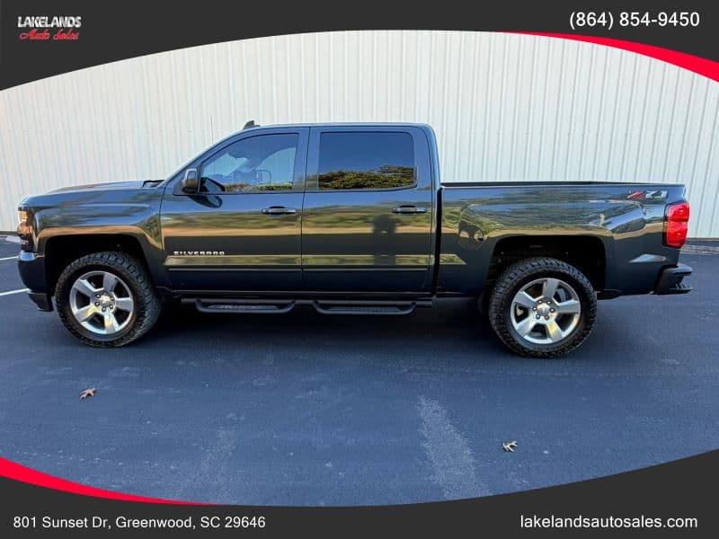 2018 Chevrolet Silverado 1500 LT - Image 2