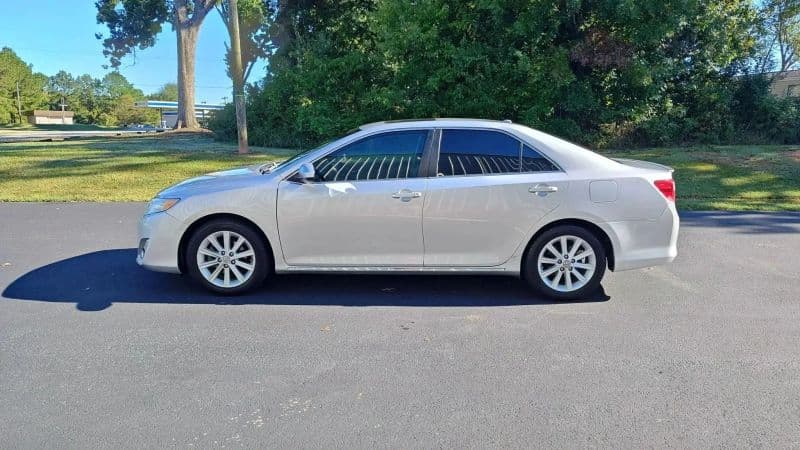 2012 Toyota Camry XLE - Image 2