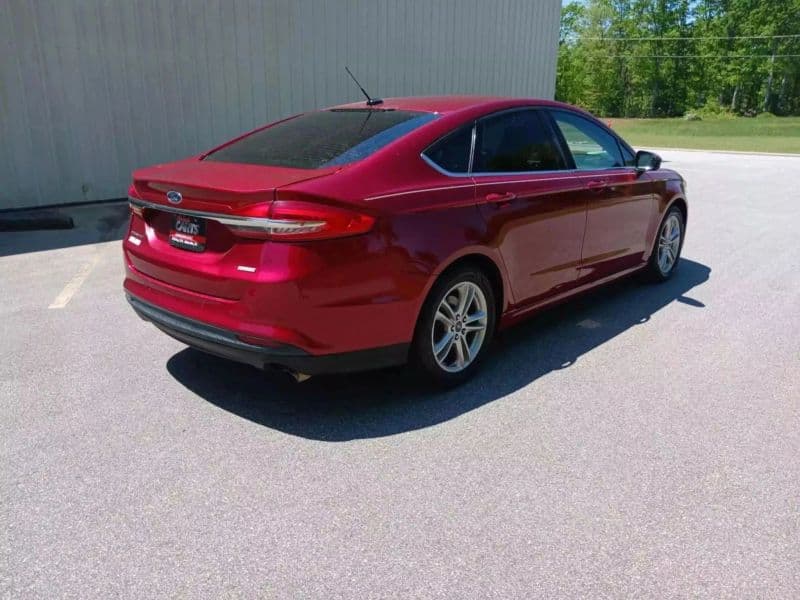 2018 Ford Fusion SE - Image 5